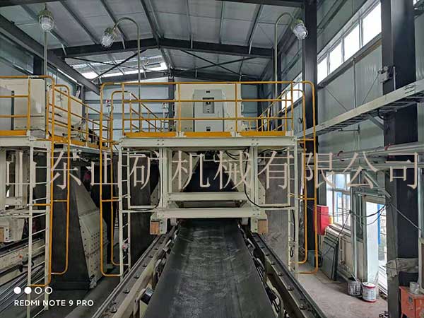 中煤科工东滩矿卸料车